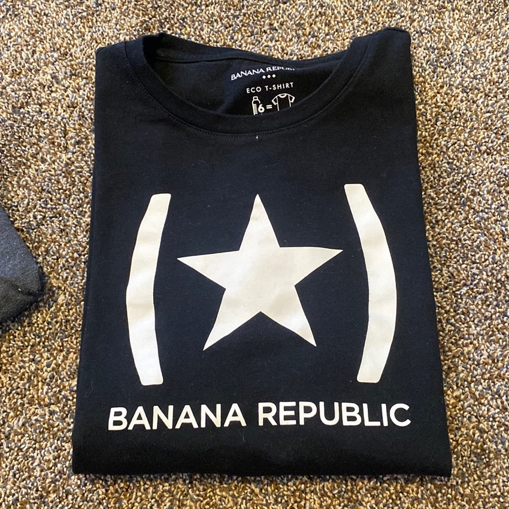 Graphic tee